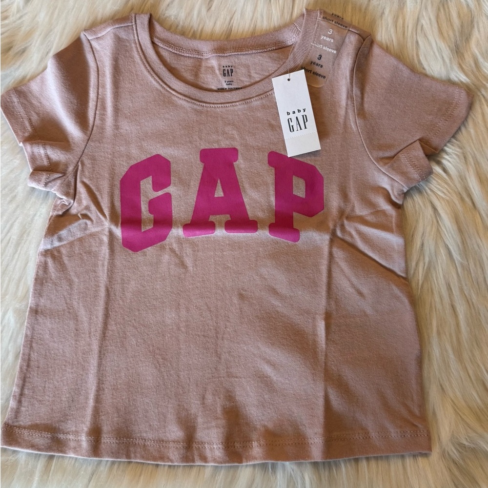 GAP Pink Short Sleeve Tees Crew Neck